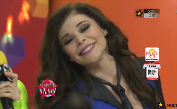pablosta's tweet photo. Con esa hermosa sonrisa claro que son dientes limpios de #LaManager @anacelia_tv en Acabatelo https://t.co/vSRQ5SwyjW