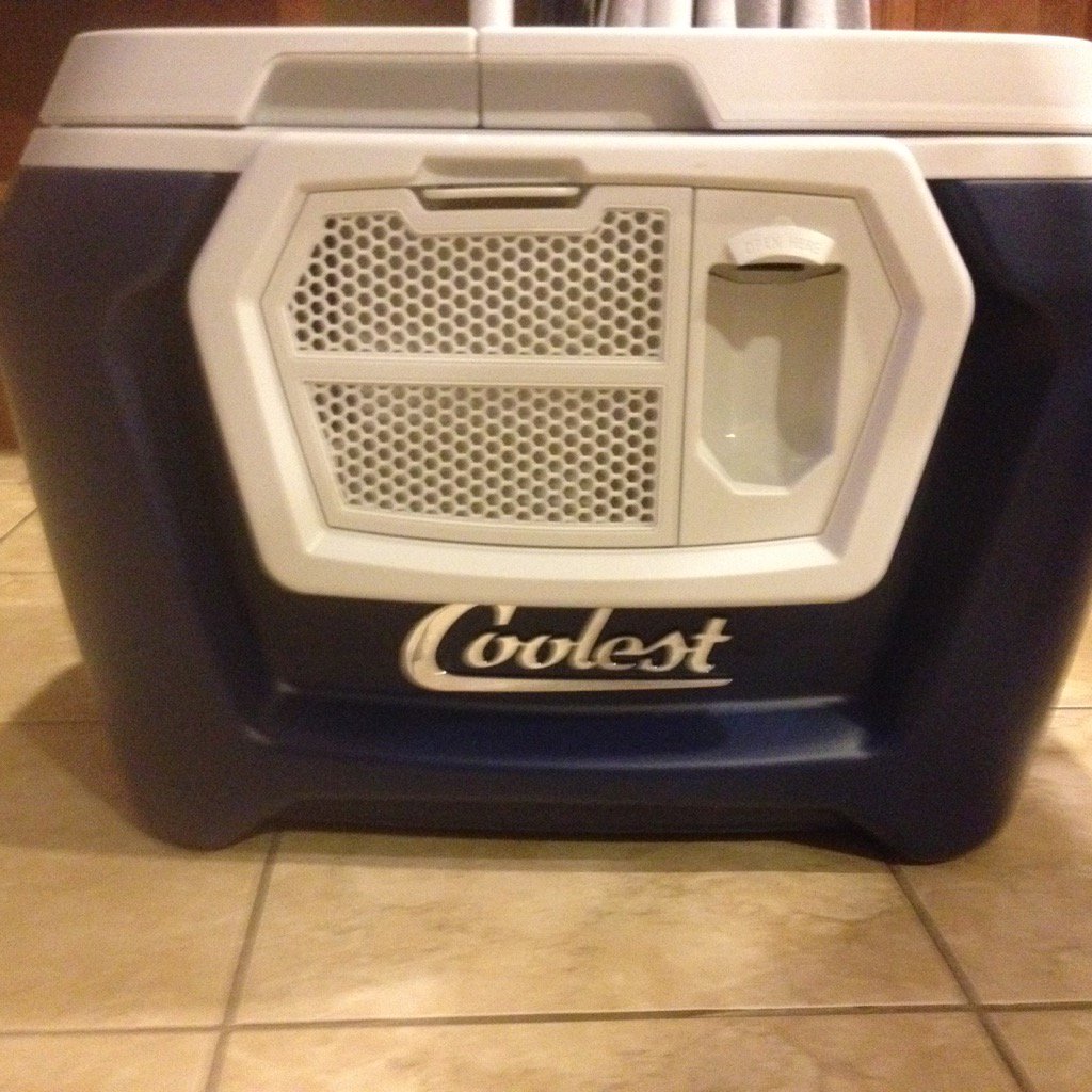 JeffMichaelky's tweet photo. Christmas came early for this guy!! Got my Coolest Cooler today Awesome!! https://t.co/59wssYN9VT