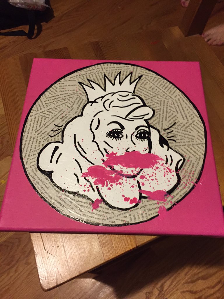 lizdennerlein's tweet photo. .@chuckpalahniuk "Birds ate my face." @JerseyJenem designs! https://t.co/e5BJVAS7k8