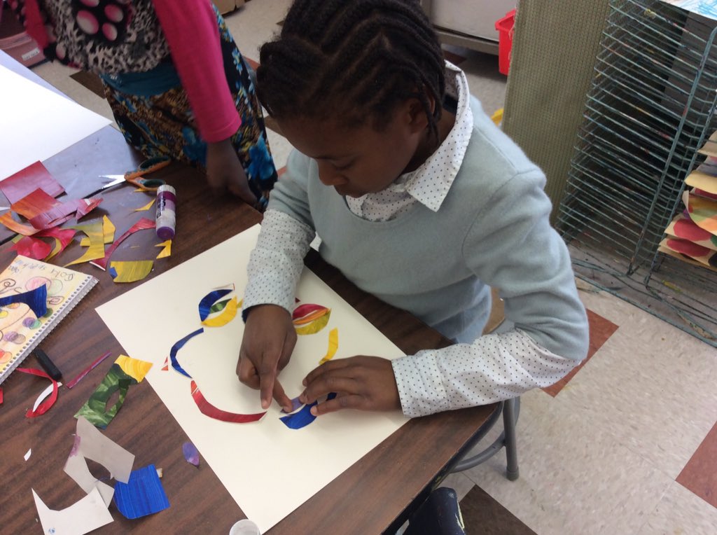 iaaartstudio's tweet photo. Reinventing the (color) wheel in 3rd grade with painted paper collages #iaavt #bsdpd https://t.co/KLvbUQorQn