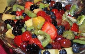 YummyImages's tweet image. Fruit 🍉🍓🍒