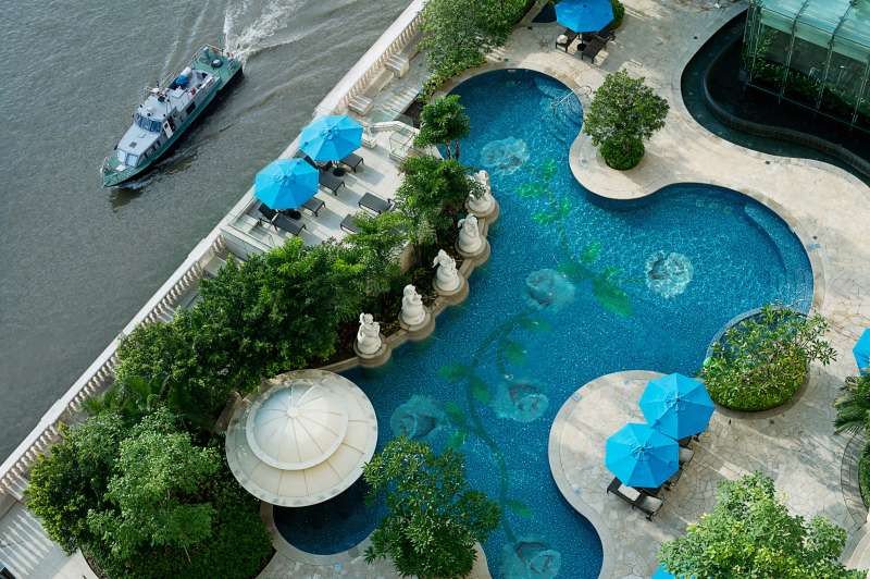 travel2next's tweet photo. 12 amazing hotel swimming pools in Macau https://t.co/Av7QVkCc5i #wowmacau #macau #pool #asia https://t.co/3Ya32a0ZCC