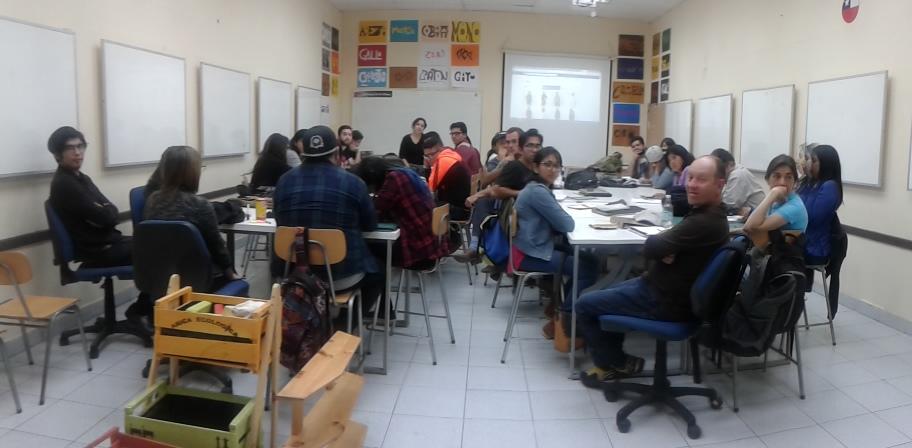 ToledoMuppets's tweet photo. #awaio2015 taller para feriantes comenzamos @czunigareyes @diseno_arica_IN @zhkdsn @lakbrashik #diseño #arixa https://t.co/6HWPUSfIE3