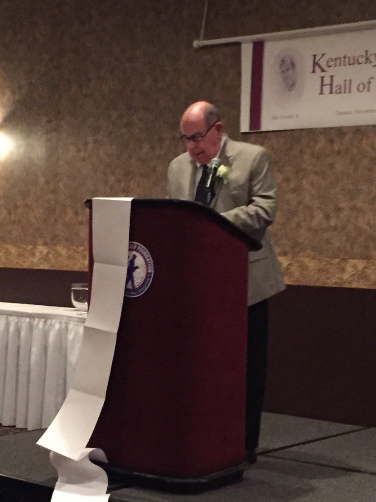 Jim Ferriell gives his acceptance speech at the KY Golf Hall of Fame