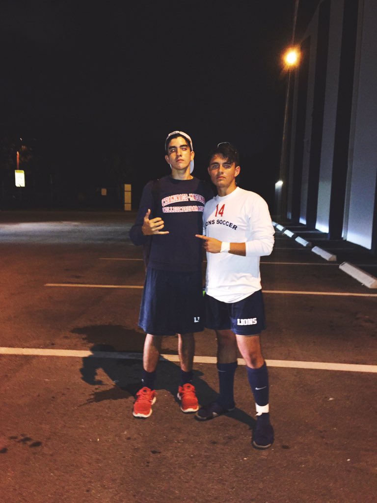 samrivera77's tweet photo. Follow my Boy @joaquin1755 #OnlyMagic 💯 https://t.co/ksQMVmarjd