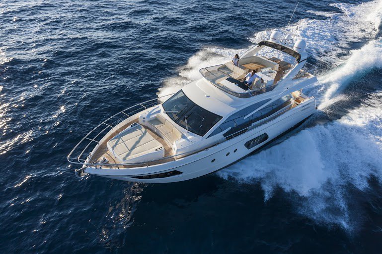 AbsoluteNA's tweet image. Join @seanetco &amp;amp; #AbsoluteNA tomorrow at #FLIBS2015 to enjoy our collaborative luxury vessel: The #64Fly