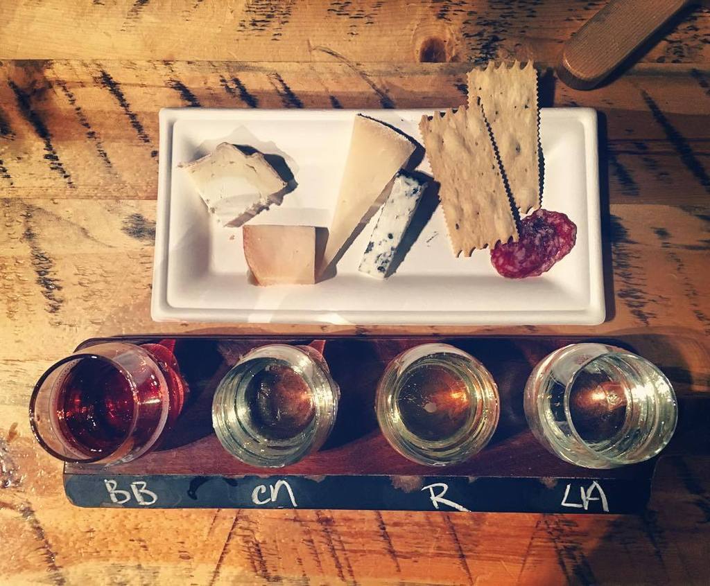 sprouticus's tweet photo. All goat cheese this month 🐐 #ciderandcheese #showyourstem https://t.co/lrjo8wwO8k https://t.co/kI6ep4q4Wi