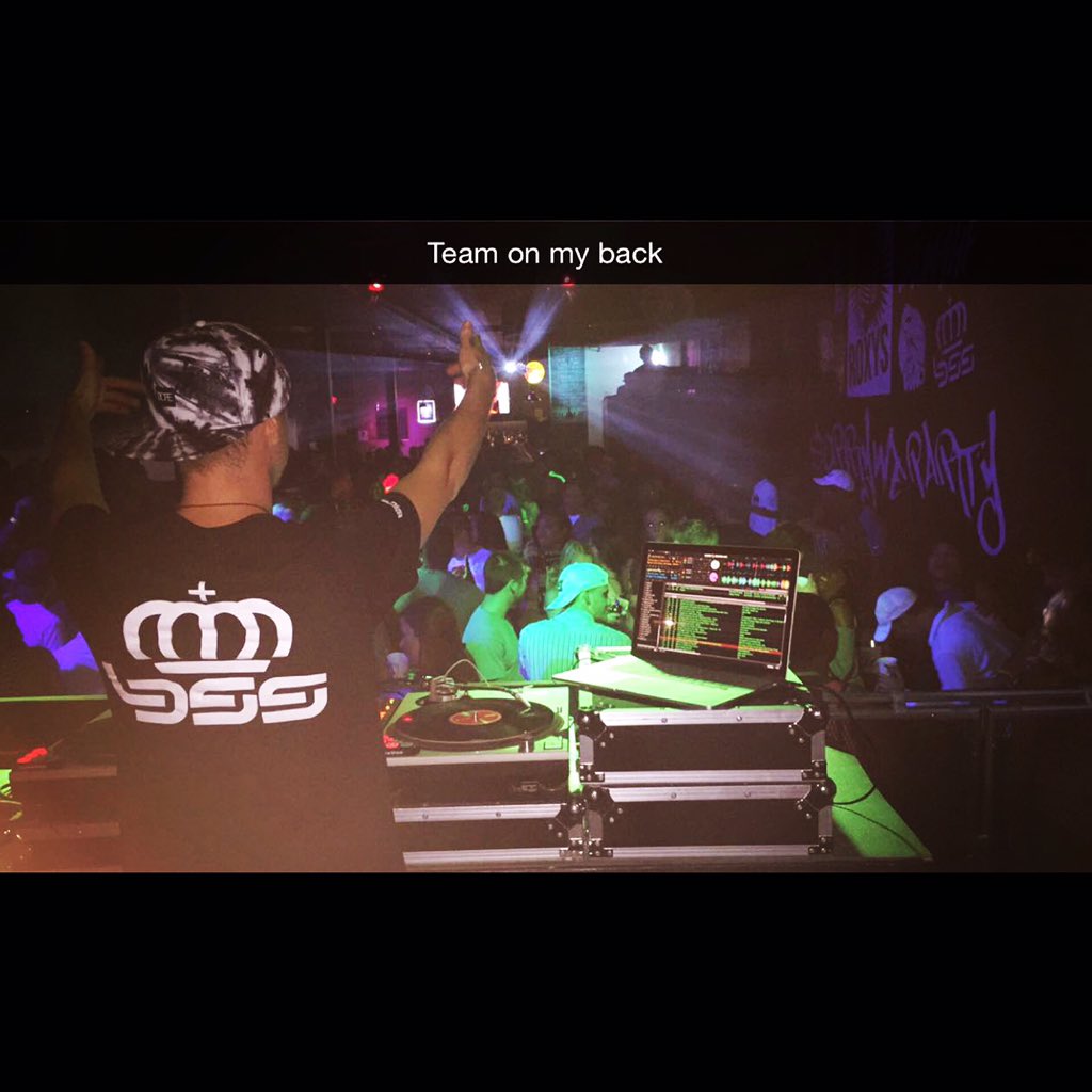 DJ_LoFoSho's tweet photo. Come kick it with us tomorrow @RoxysCoMo for #humpday. #sorryweparty #bss @BSSdjCREW @nightlifecomo #bsscrew https://t.co/GDXBXlDTs7