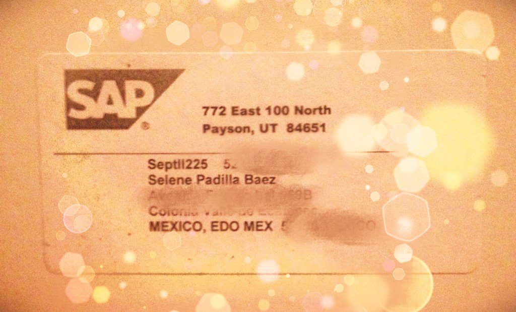 luna_skape's tweet photo. Llegar a casa y tener correspondencia desde #UT #done #sapcertification📬📝 🙆#MeVoyAVolverChango🙈🙉🙊 #SiSePudo https://t.co/R0TnXTjSkh