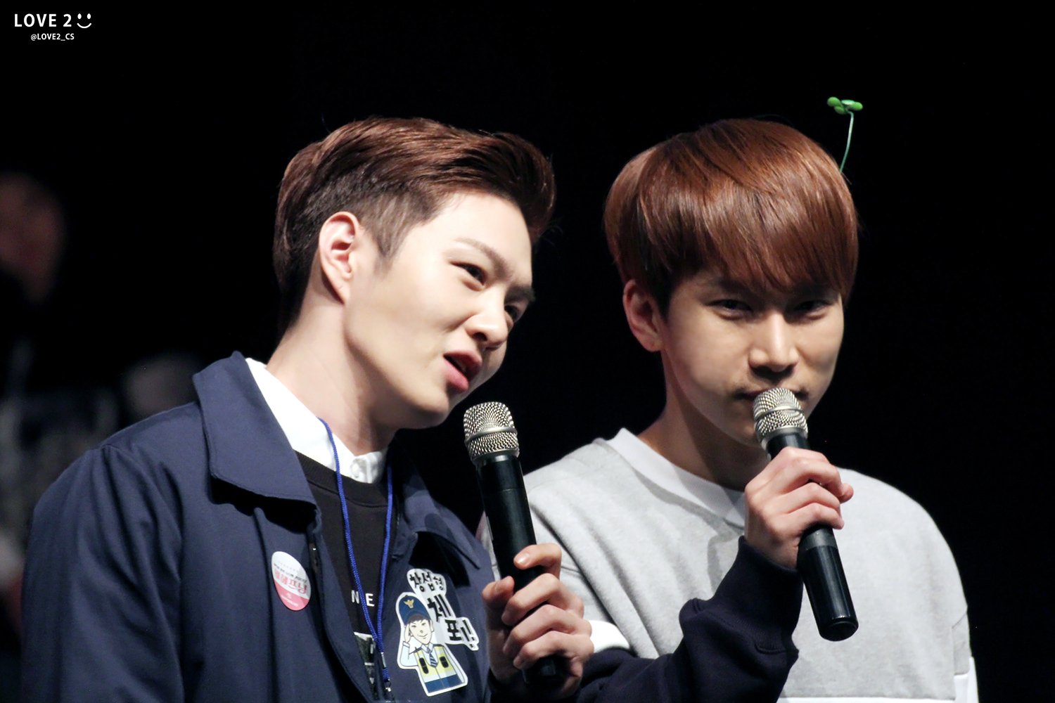 CS7qRm5U8AE7odC.jpg:large