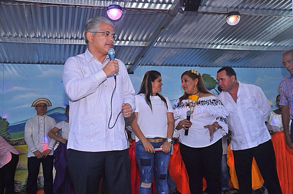 BlandonJose's tweet photo. Hoy anuncié a comunidad de #Chilibre y a  HR Ureña que próxima semana se sube licitación del #ParqueMunicipalNorte https://t.co/7cRJvnK9RS