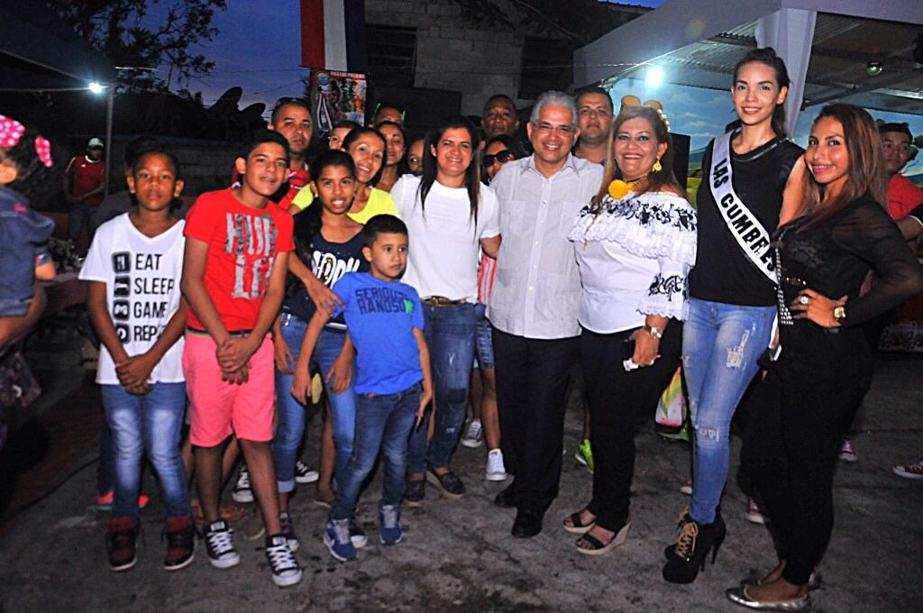 BlandonJose's tweet photo. Hoy estuve en la tarde en #Chilibre por invitación de la HR Aleysis Ureña, celebrando el Mes de la Patria. https://t.co/0qKQa110HH