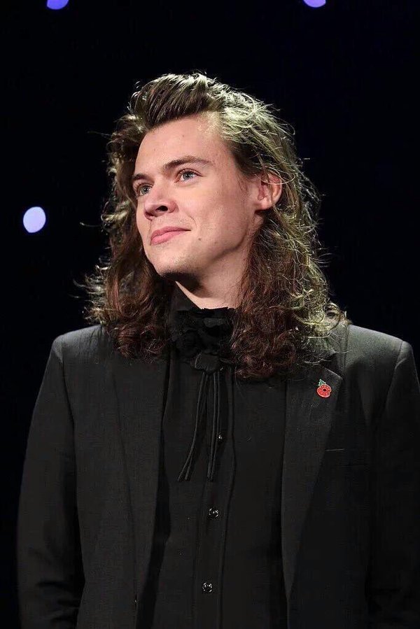 alaanpiris2's tweet photo. The boys on the awards #MITS2015 in London (02.11.2015) (12-15)
@onedirection Artist Of The Year #AMAs https://t.co/fqEQ3aG8sj