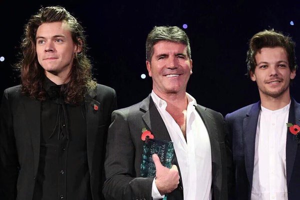 alaanpiris2's tweet photo. The boys on the awards #MITS2015 in London (02.11.2015) (12-15)
@onedirection Artist Of The Year #AMAs https://t.co/fqEQ3aG8sj