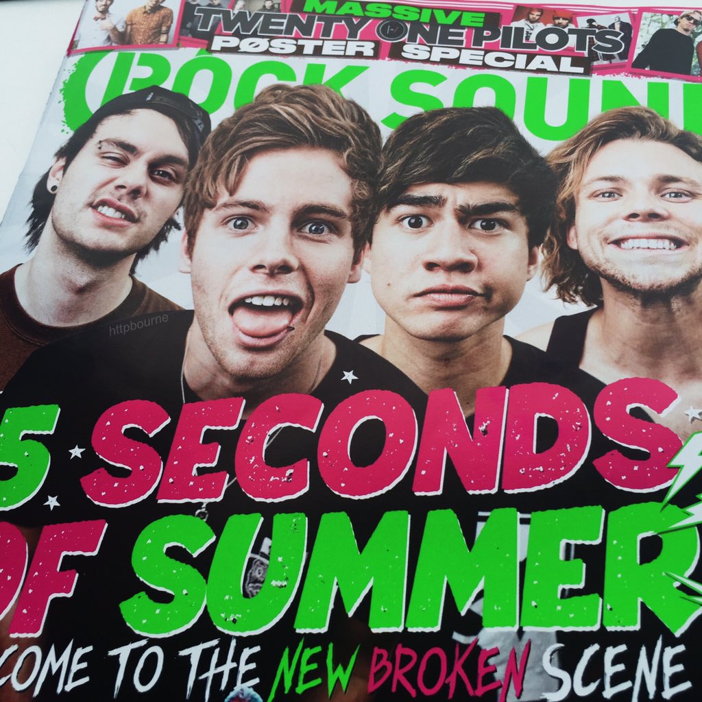 y2kalyne's tweet photo. #5SOSRockSound https://t.co/HEPqOCHcY3