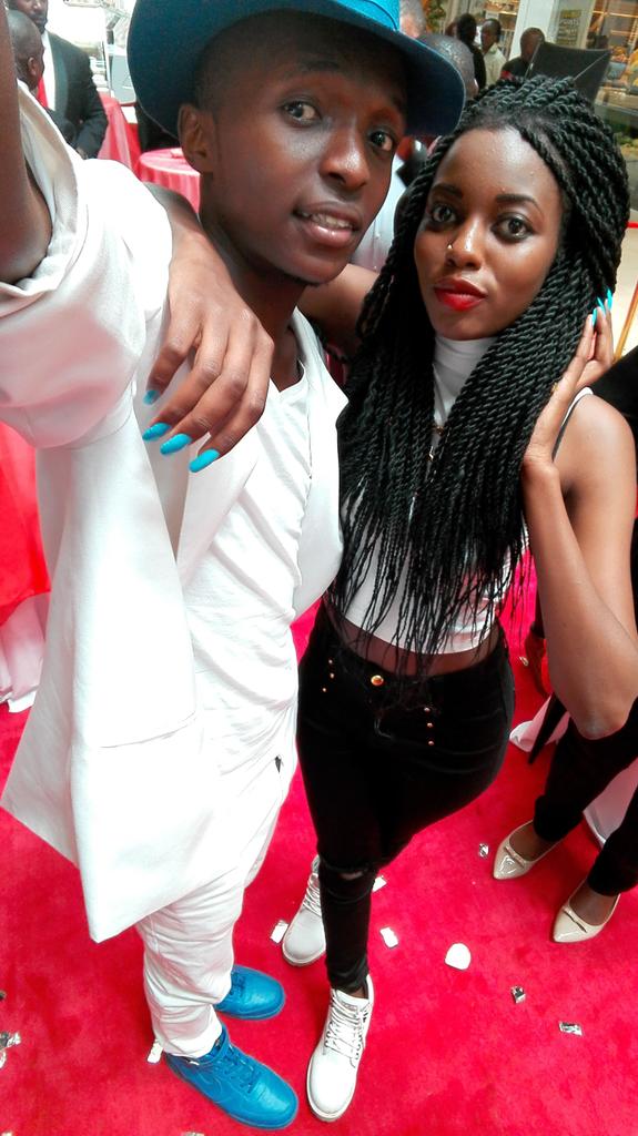 cheche254's tweet photo. Awesome awesome moments 
Great selfies.. 
Perfection
#huaweip8
#hereweare
#makeitpossible
@HuaweiDeviceKE https://t.co/GkoFsEuElZ