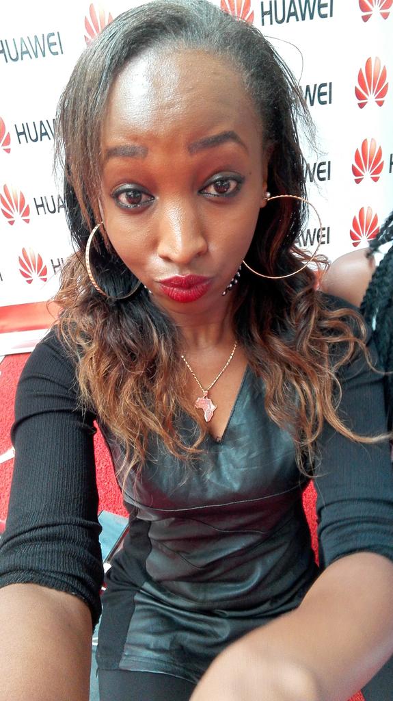 cheche254's tweet photo. Awesome awesome moments 
Great selfies.. 
Perfection
#huaweip8
#hereweare
#makeitpossible
@HuaweiDeviceKE https://t.co/GkoFsEuElZ
