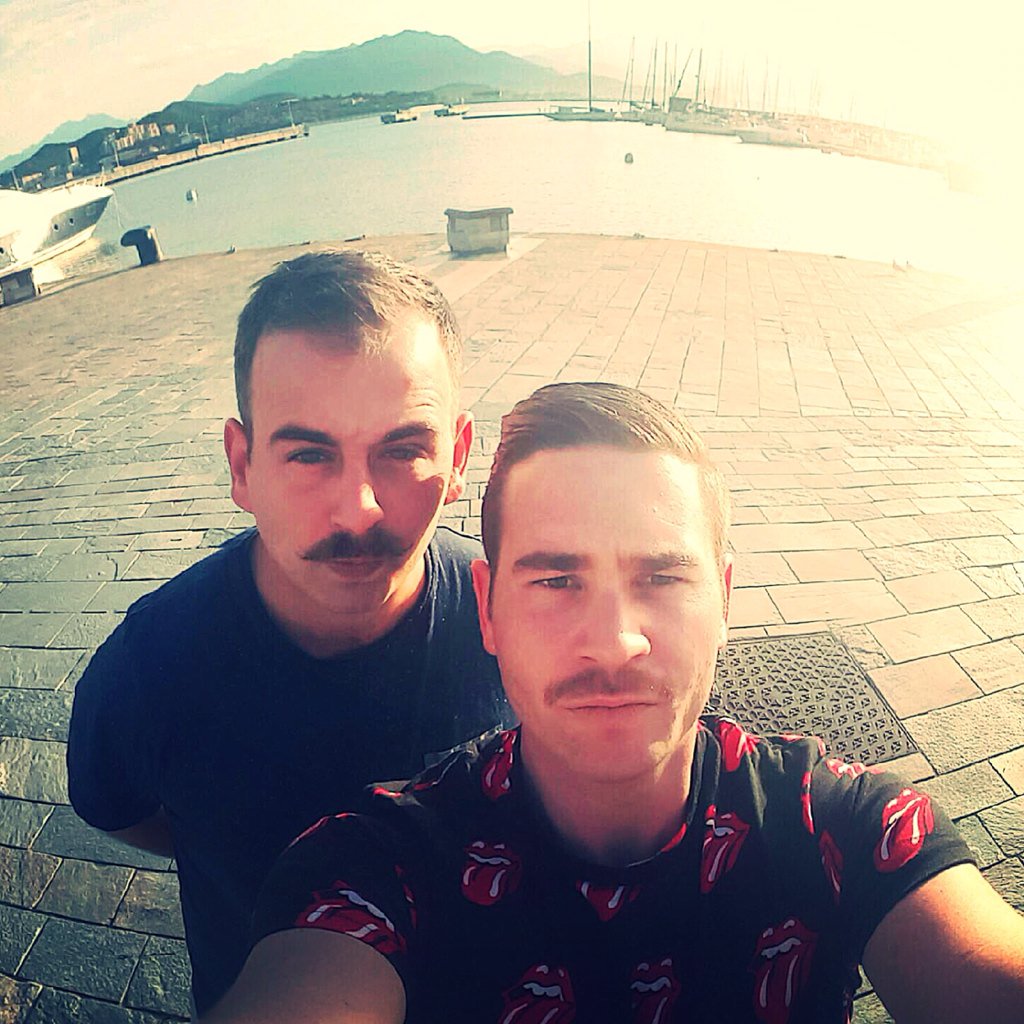 aure72a's tweet photo. #Movember #MOBRO #ajaccio https://t.co/Rlb5xkwJMW
