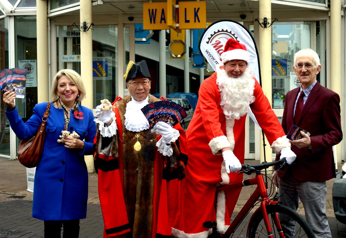 West_Suffolk's tweet photo. Coming to the #bsexmasfayre Nov 26-29 leave the sleigh at homeΒ & cycle inΒ #SantaCycles https://t.co/XO9F6b1OAv https://t.co/nRblYu5a0t