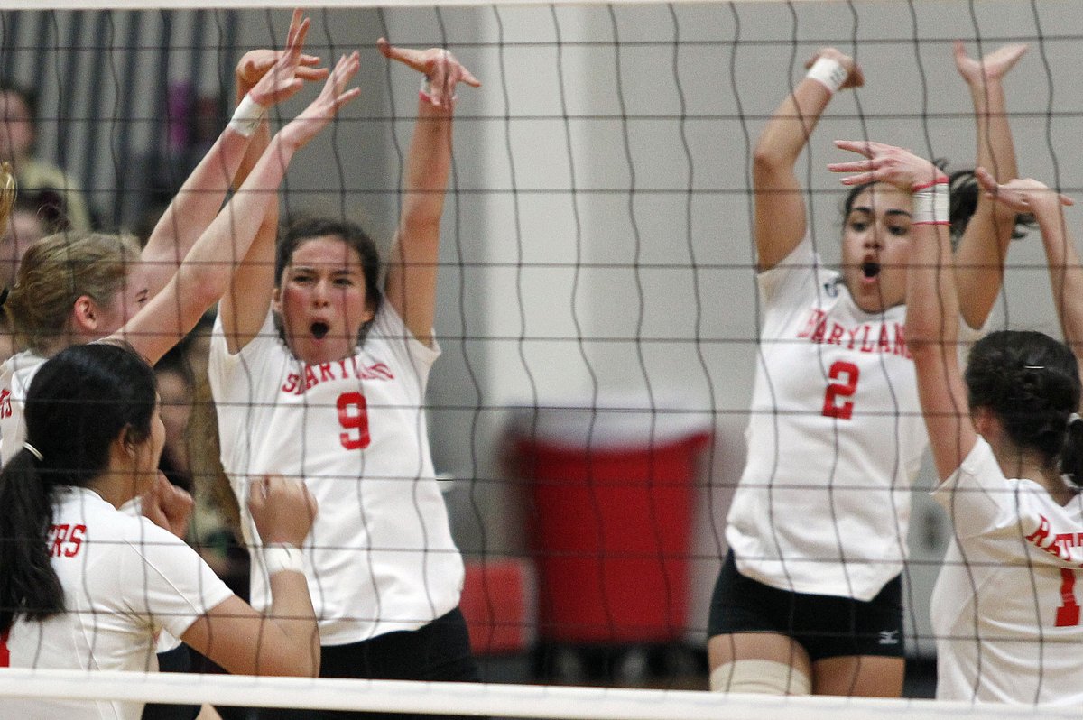Sharyland High's #RGVVolleyball team played with an injured teammate in mind, beating Donna
rgvsports.com/news/56837/tea…