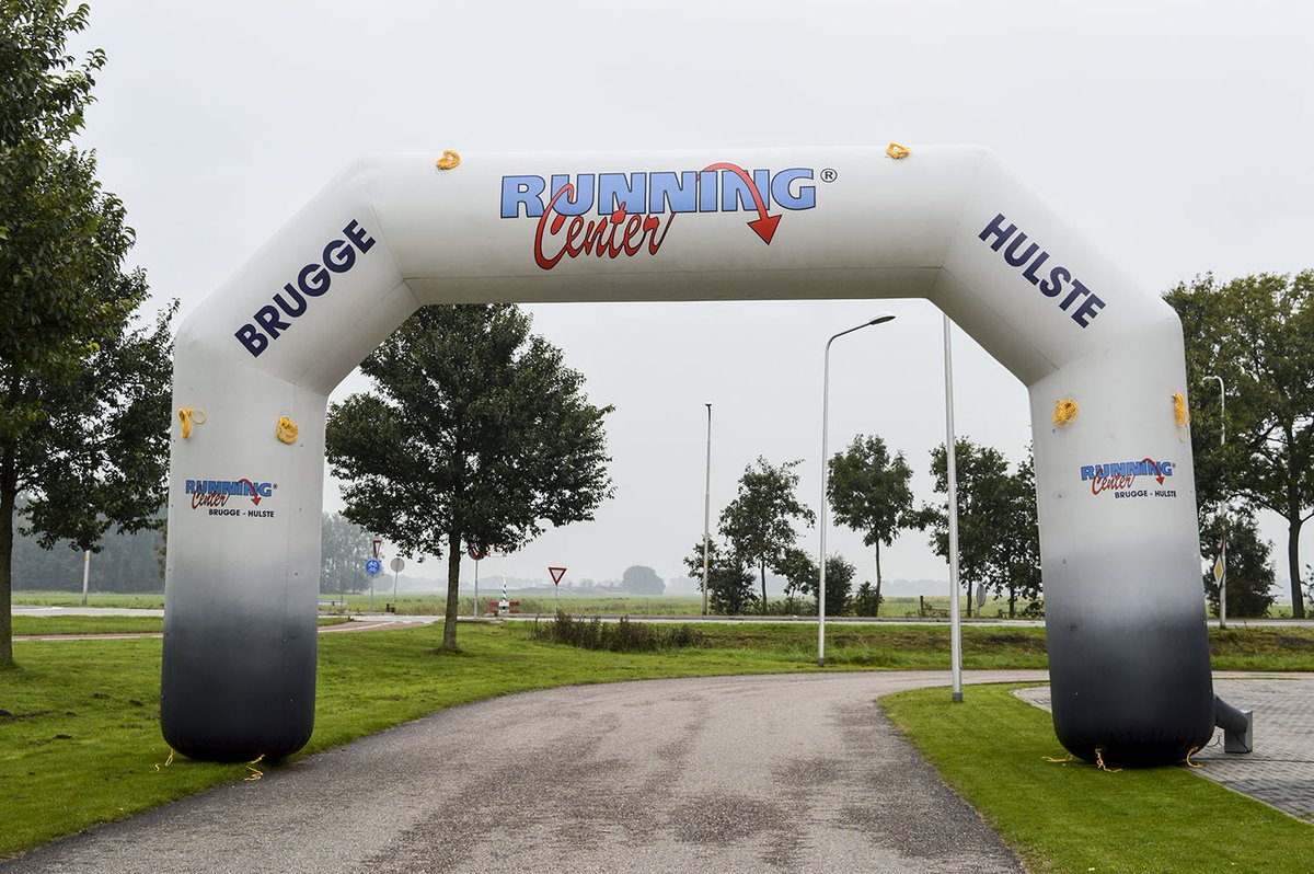 JBAirDesign's tweet photo. Opblaasbare start/finishbogen zijn ideaal voor jouw hardloop of wielerevenement! Deze is gemaakt voor Running Center https://t.co/zAIlvWo1Xz