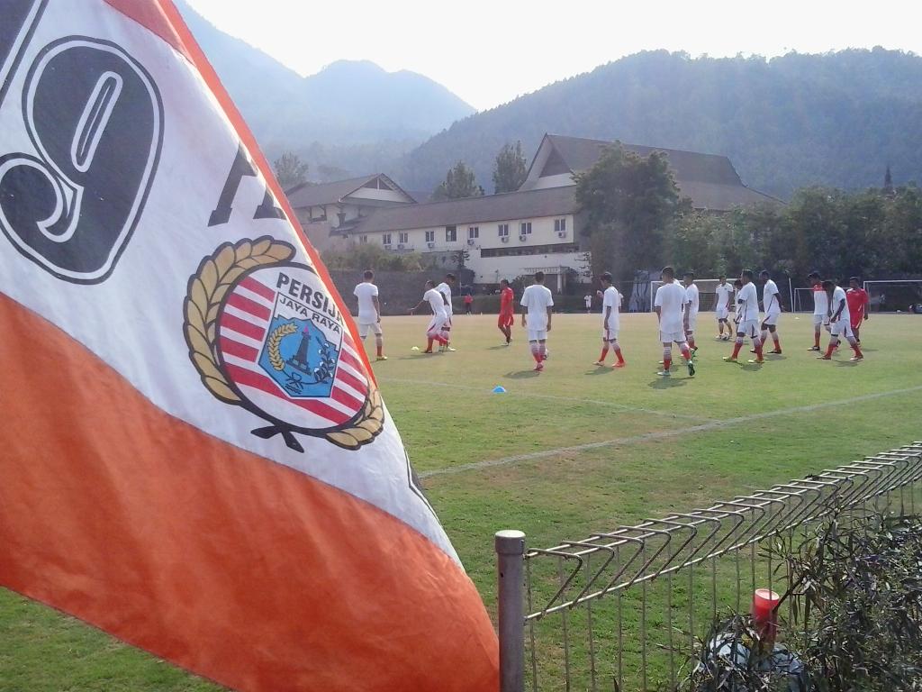 OrenBarat's tweet photo. awesome.. RT @jak_blitar #PersijaDay #TCBatu https://t.co/KlO3zlVtI9