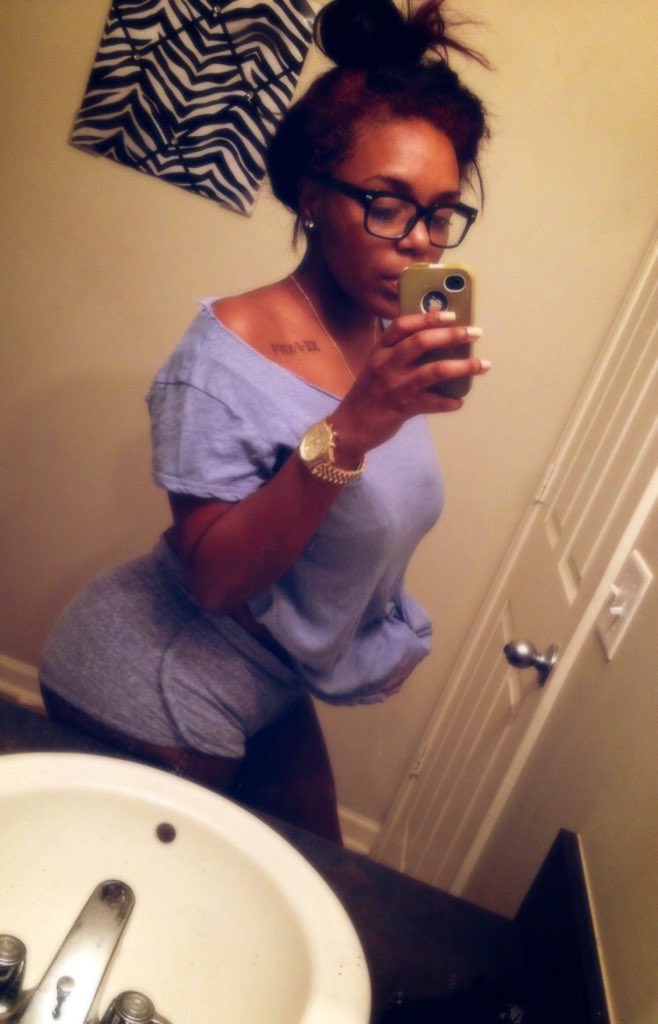 MissDiamondB__'s tweet photo. Pjs 😋 https://t.co/j5ugAeTqIa