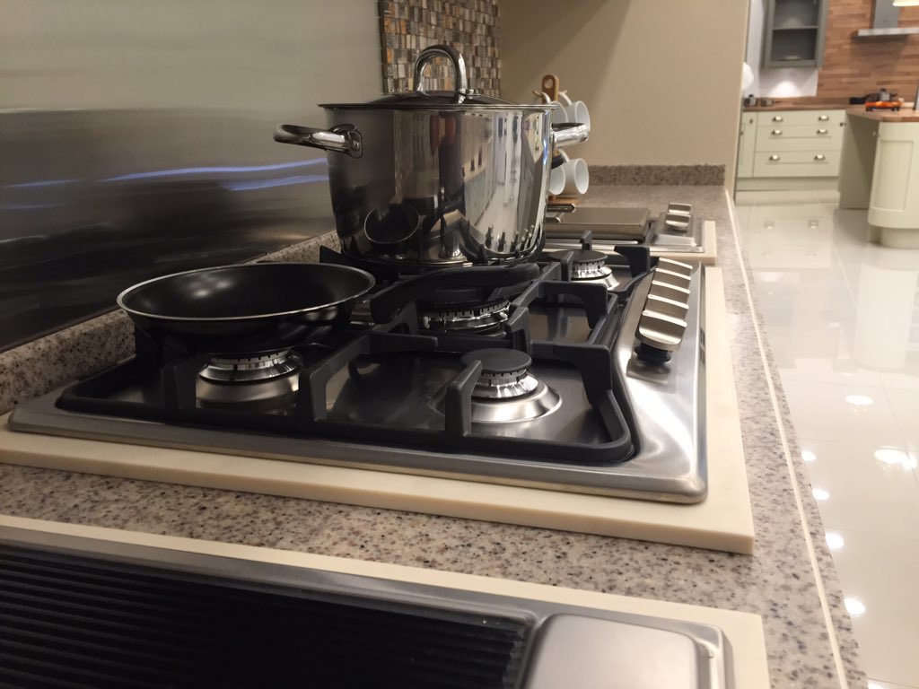 CreativKitchens's tweet photo. #مطبخ_المنيوم_جودة_عالية #المطابخ_المبتكرة https://t.co/lfaFhjfEhz