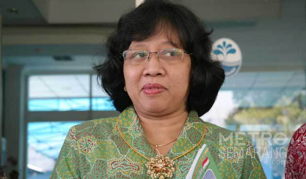 Indonesia_Pedia's tweet photo. Suplai Air Semarang Berkurang 25 Persen, PDAM Siagakan Puluhan Mobil Tangki Air https://t.co/MI32E7pVvr https://t.co/FUzOh3weoF