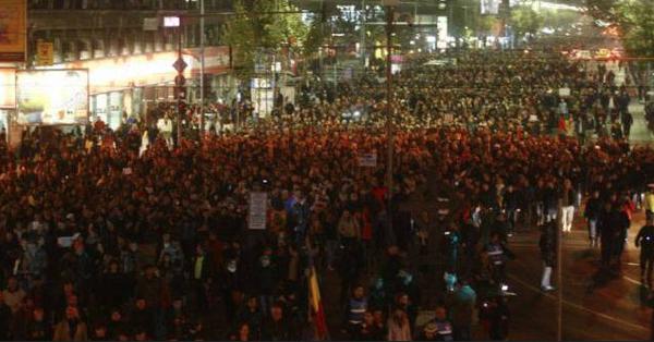 L'important tweet media