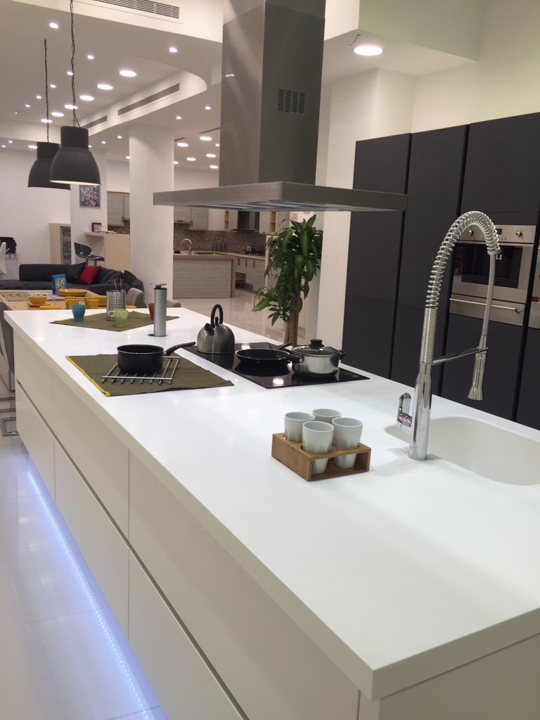 CreativKitchens's tweet photo. #jeddah_showroom #creative_kitchens #LINRAR_AVANT #Symphony https://t.co/kgeui7HJmx