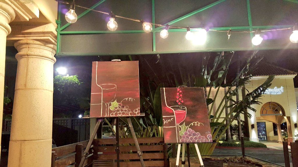 PaintNiteLA's tweet photo. We had an amazing time #DrinkingCreatively at @pitajungle in #NewportBeach last night! #PaintNiteOC #PaintNite https://t.co/yrUPYuigJA