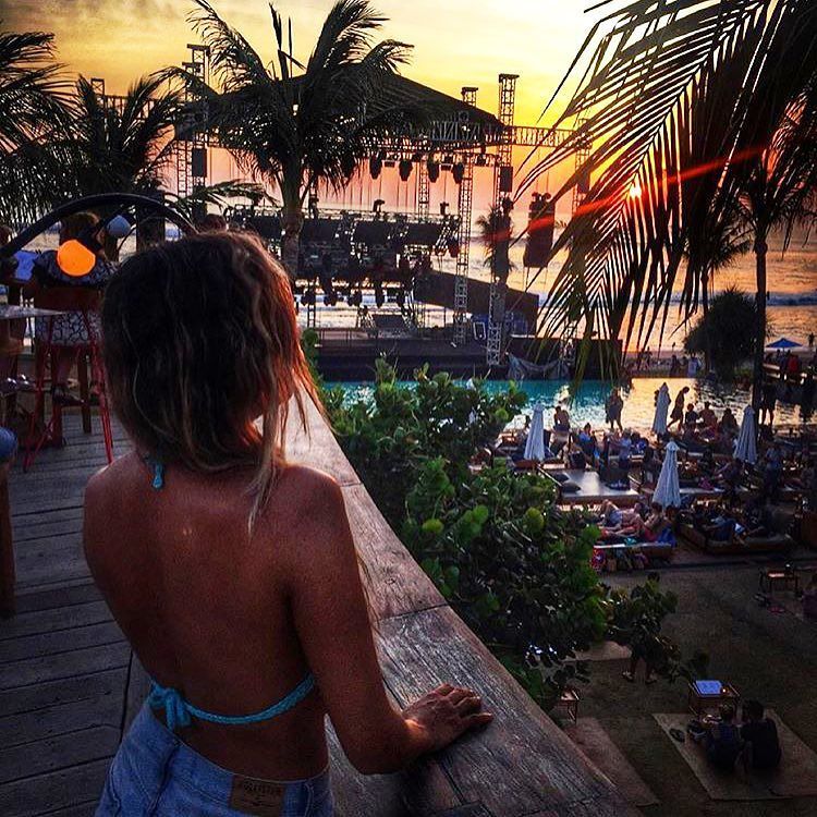 ayuyan1984's tweet photo. Potato Head Beach Club lookout 👀
Photo by @xcaretx #bali #balibible #thebalibible #mybalibible #potatohead #beachcl… https://t.co/wlXjnAa1BY