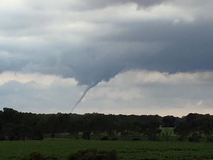 TORNADO spotted between Monarto &amp; Murray Bridge, SA. Pics: Chris Frizell, Ben Watkins <a href="/SkyWeatherAUS/">Sky News Weather</a>   ( Amy_Greenban