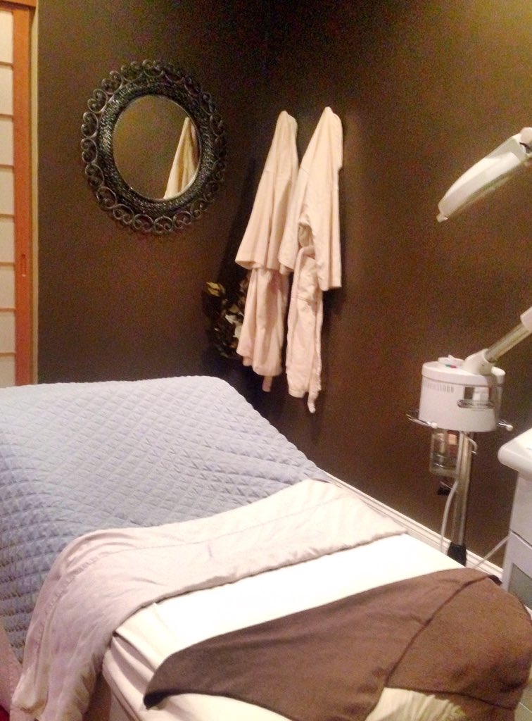 callalilydayspa's tweet photo. #relax #callalilydayspa&salon #spafacials #murfreesboro #imageskincare #spalife #skincare #callalilydayspa #dayspa https://t.co/vaLdKs8HfE