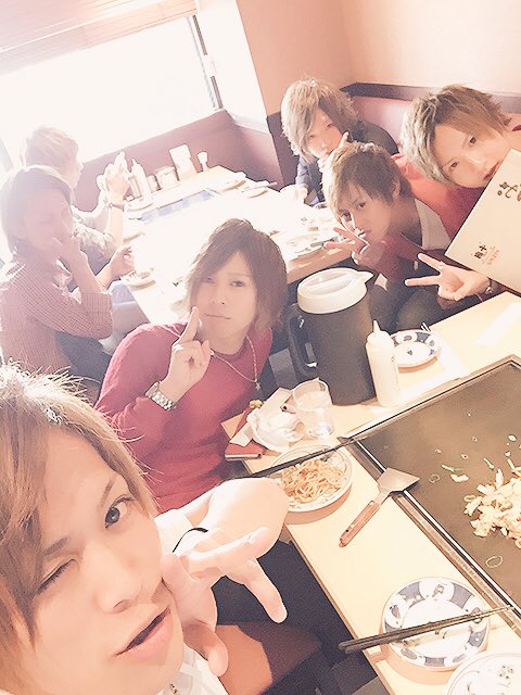EitoJott tweet picture
