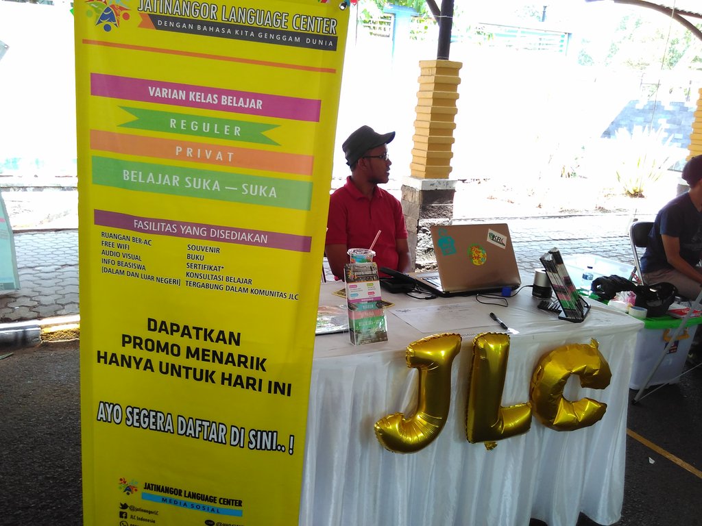 yang mau tau info seputar les bahasa bisa mampir ke JATINANGOR LANGUAGE CENTER!