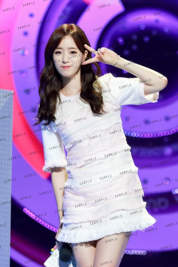 Hahmkkai's tweet image. [GOODS] "HAHMKKAI 2016 SEASON GREETING"
PRE-ORDER NOW→ hahmkkai.com/xe/16406
Welcome Overseas Group-Order^^