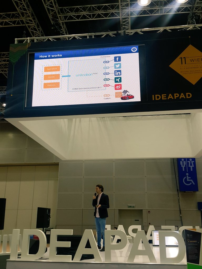 profEuLOGist's tweet photo. a very interesting new technology - presented live! #UNIFIEDINBOX #cloudbasedcommunication #WIEF2015 https://t.co/gA3NW05OcE