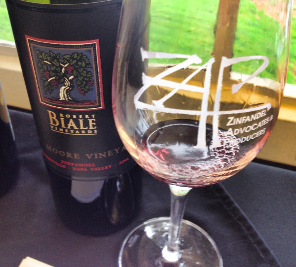 MV_FoodDrink's tweet photo. What's happening for #NationalZinfandelDay on Nov 18, @TheZinfandelOrg? We need to chat! #ZinLover #Zinfandel #wine https://t.co/8umI7kOGf7