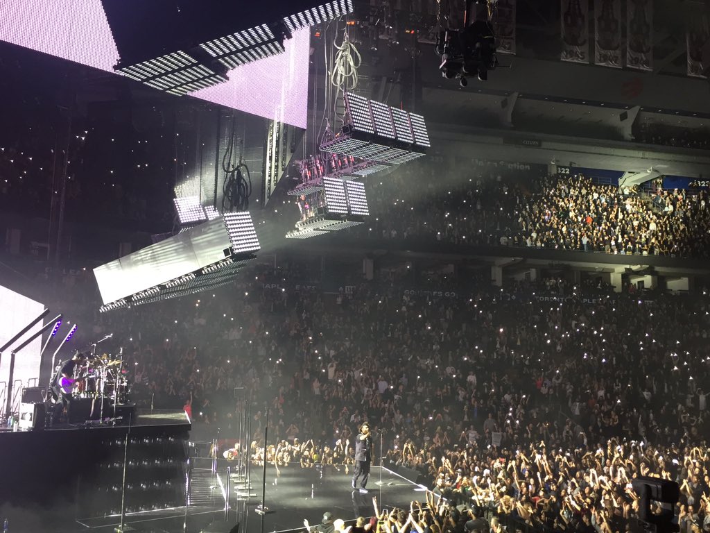 .<a href="/theweeknd/">The Weeknd</a> killing it tonight #Toronto #TheWeeknd