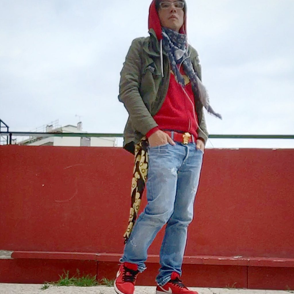 Oppa_7_'s tweet image. Keep Warm🔥with sound🎧 out there people‼️☝️😷
#FallWinterVibes🍂🍁❄️