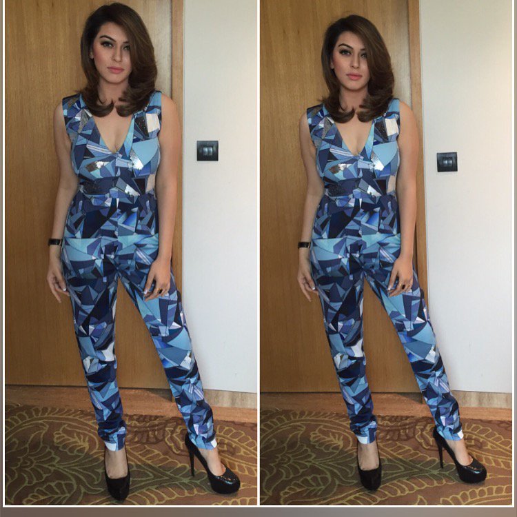 CS8fErqVAAENSM3.jpg:large