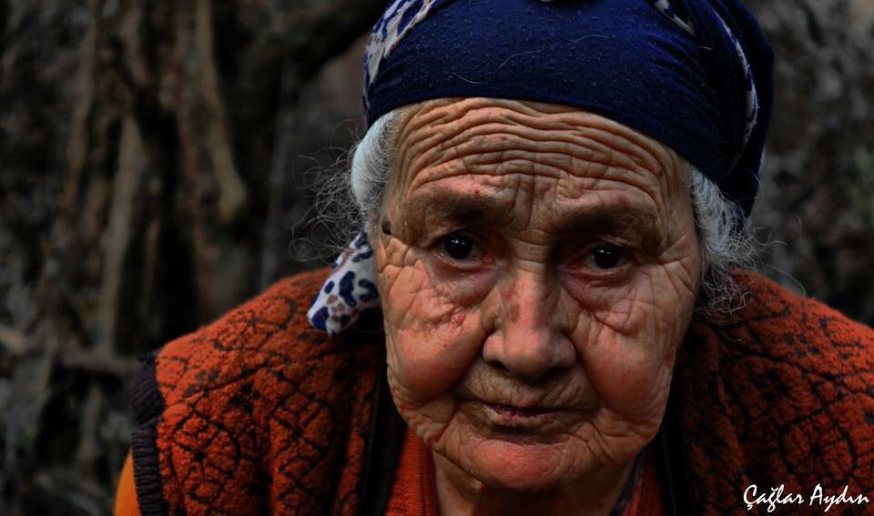 cobanyatak's tweet photo. Kadına Saygılı ol,
Çünkü o insanoğlunun Anasıdır.!

Hz Ali https://t.co/iEfZBRiDDA