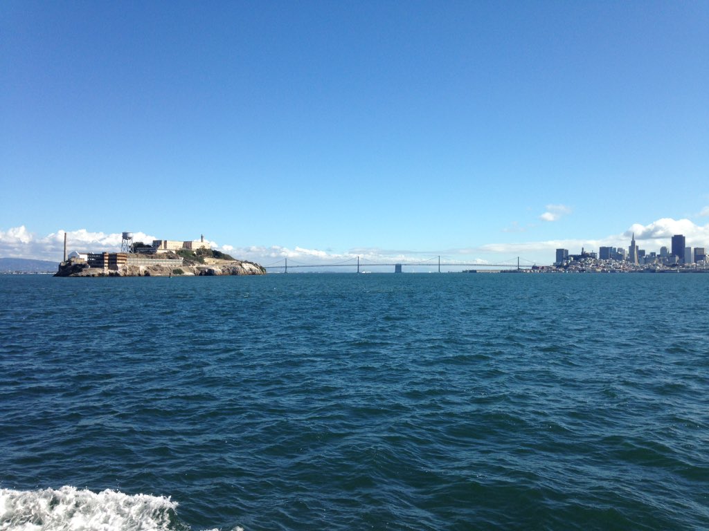 melogommette's tweet photo. Rêve encore de son voyage aux USA 😇 #sanfrancisco #alcatraz #bbridge #usa #roadtrip https://t.co/PB8H4ciPcw