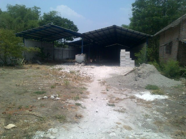 PolloJodi's tweet photo. Gudang di jual dgn luas 20x70 di mojosar https://t.co/xMd95e4FAb
