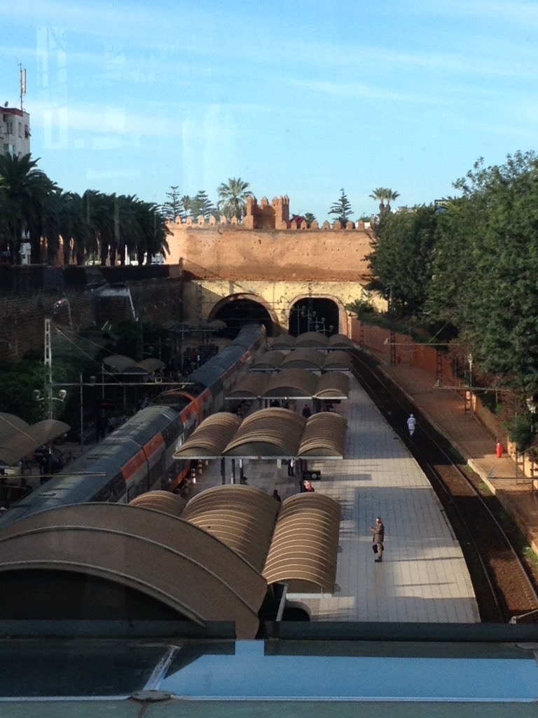 johan_sncf's tweet photo. Gare de Rabat Ville, rénovée il y à 5 ans, 20000 voyageurs quotidiens @ONCFOfficiel @PaulBlogTrotter https://t.co/1dxk1FL0oL