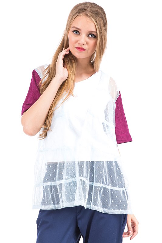 combine this sheer outer with your shirt. perfect!