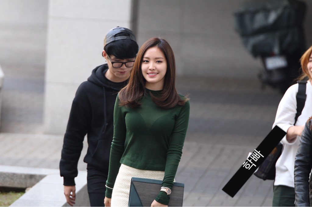 o_0_omg's tweet photo. 151104 쿠론런칭 나은이 프리뷰~~ 
수고했어 나은아💕 https://t.co/5SkUGr28W0