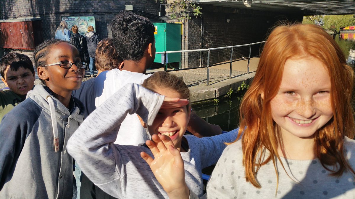 PW_Tower's tweet photo. Delayed photosfrom the canal boat #floatingclassroom https://t.co/uX0QGpWe08